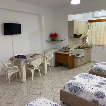 Roisin Apartamento Sarandë