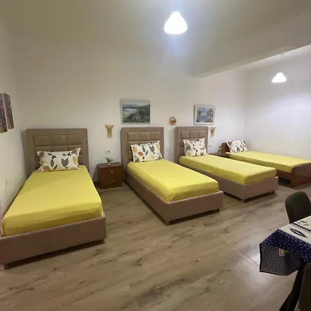 Διαμέρισμα Roisin Σαράντα