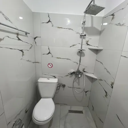 Διαμέρισμα Roisin Σαράντα