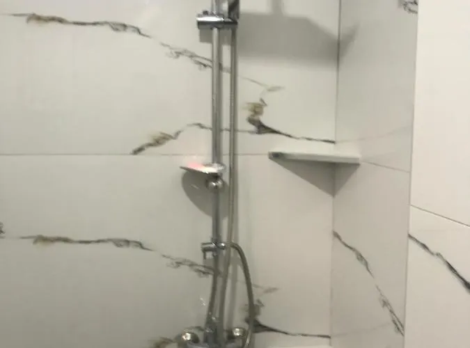 Roisin Appartement Saranda